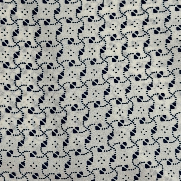 Pleione Nordstrom Short Sleeve Blouse Womens Size XSP White Blue Print - Picture 7 of 7